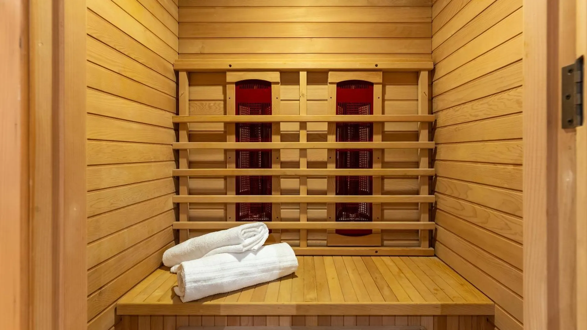 Milano Wellness Suite - Spa, Sauna & Gym Experience Διαμέρισμα