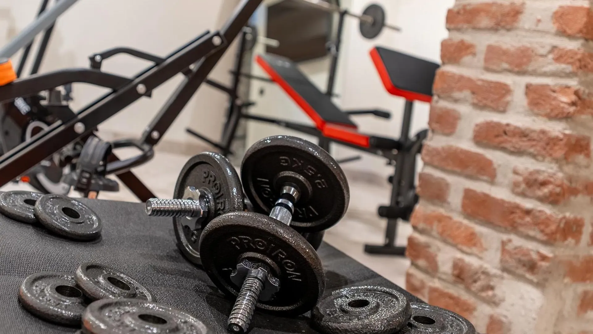 Milano Wellness Suite - Spa, Sauna & Gym Experience Italie
